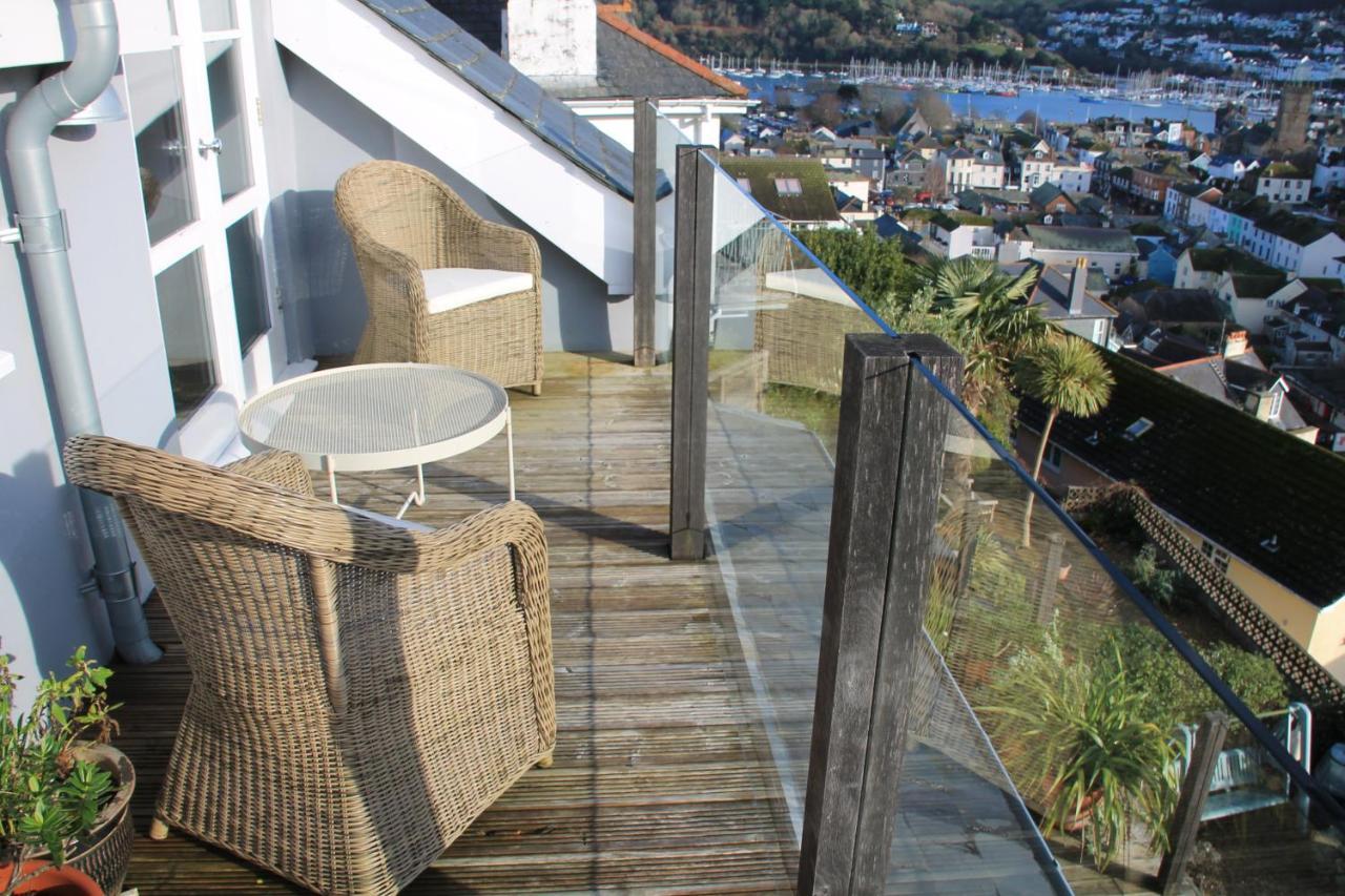 Bed and Breakfast Compass Rose Dartmouth Exterior foto