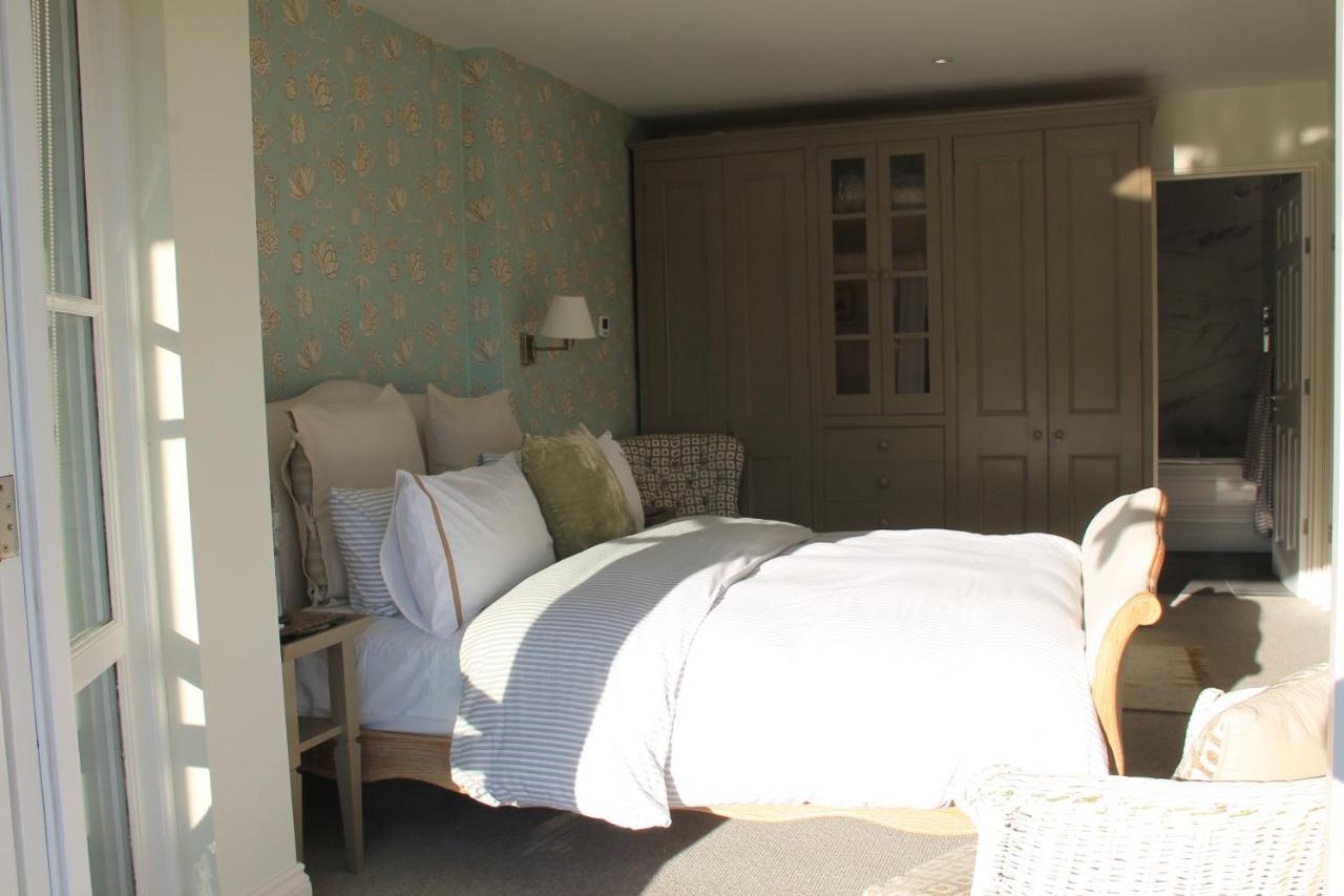Bed and Breakfast Compass Rose Dartmouth Exterior foto