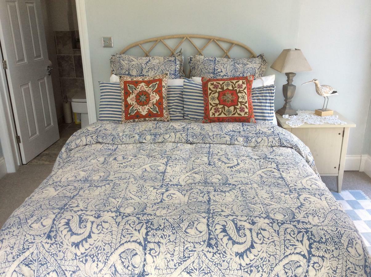 Bed and Breakfast Compass Rose Dartmouth Exterior foto