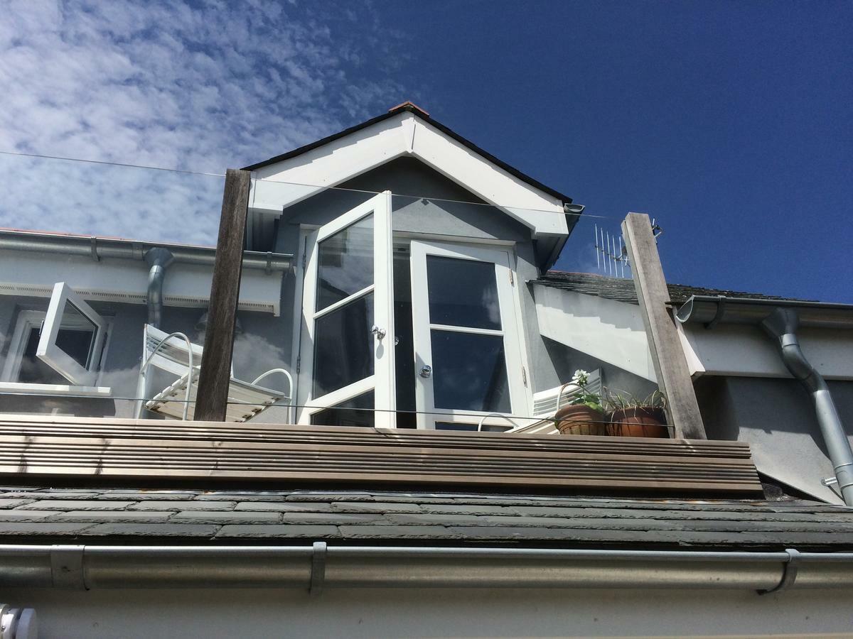 Bed and Breakfast Compass Rose Dartmouth Exterior foto